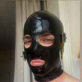 riskyrubber from onlyfans